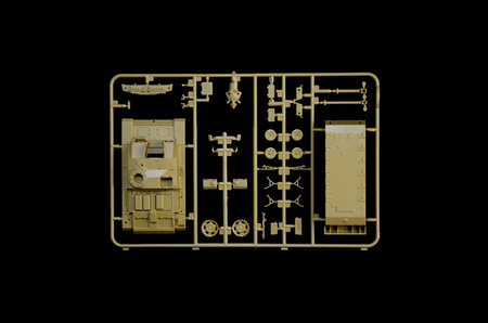 ITALERI Stug III - Sturmhaubitze 105